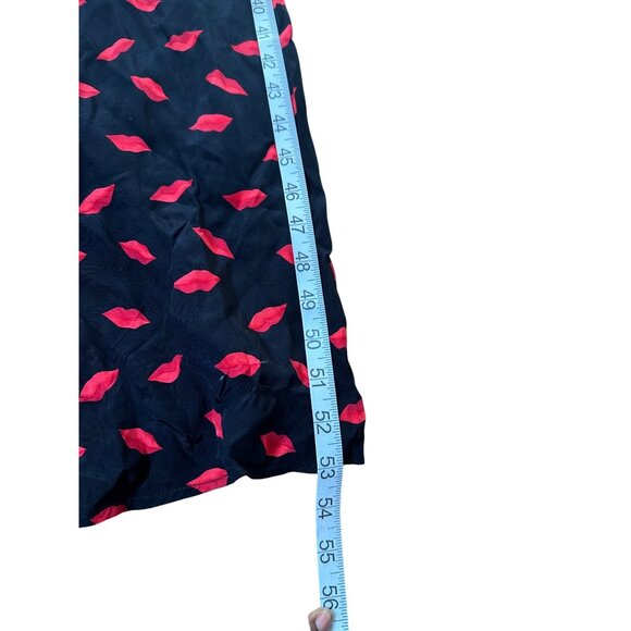 A New Day Womens V-Neck Dress Black With Red Lip Print Size 14 - Picture 10 of 10